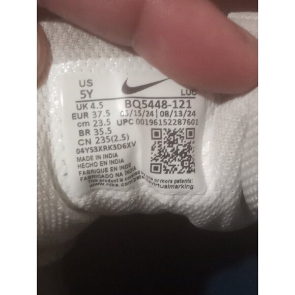 Nike Boys Court Borough Low 2 BQ5448-121 White Casual Shoes Sneakers Size 5Y - Picture 2 of 12